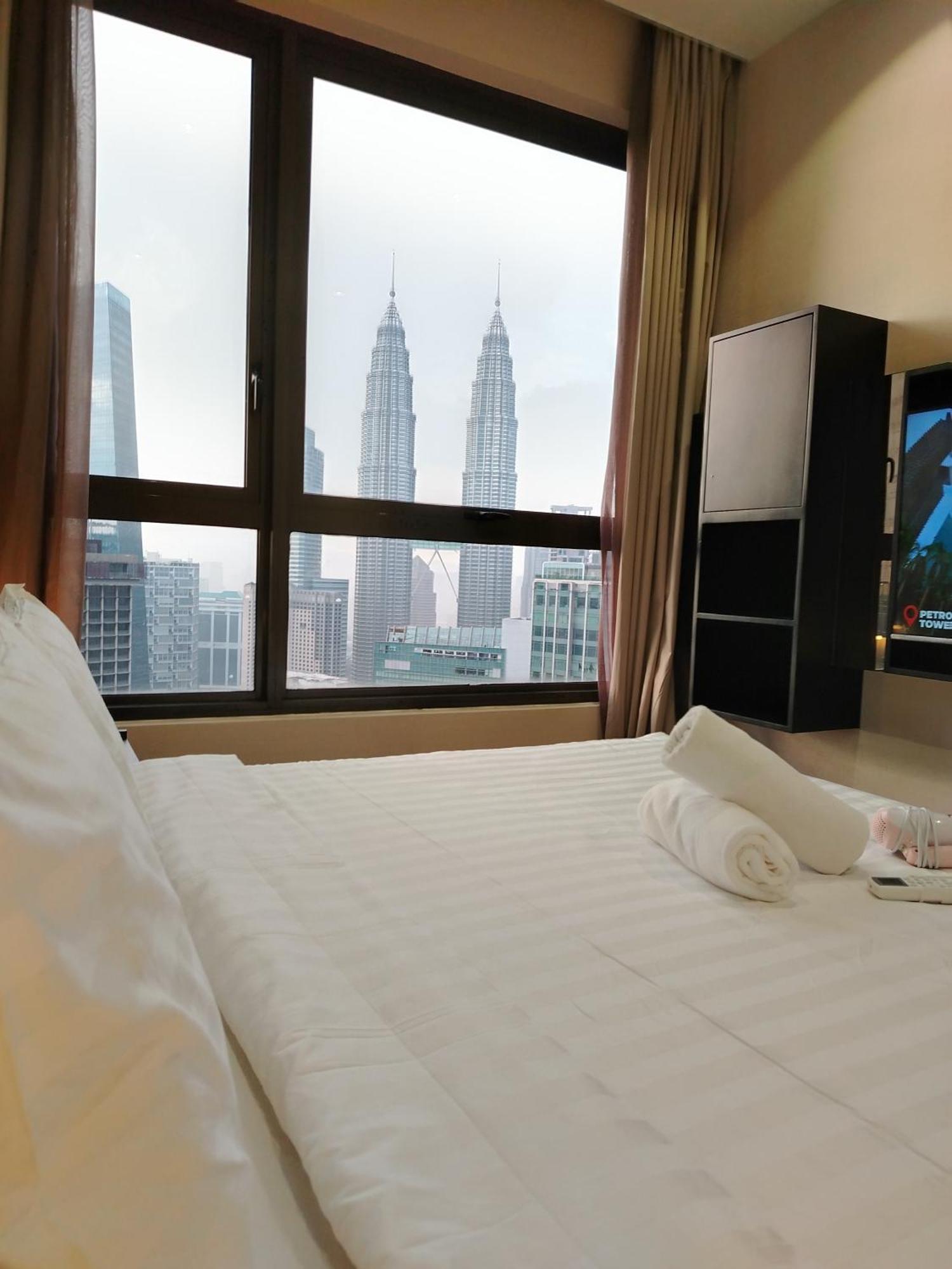 8 Kia Peng Suites Klcc By Luna Kuala Lumpur Exterior foto